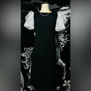 LAST CHANCE ✅ VTG 1970s Elegant Black Dress with White Leaf Shoulder Detailing